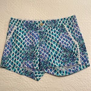 Lilly Pulitzer Shorts SIZE 10. Never been dried. Hung dry only. Great condition!
